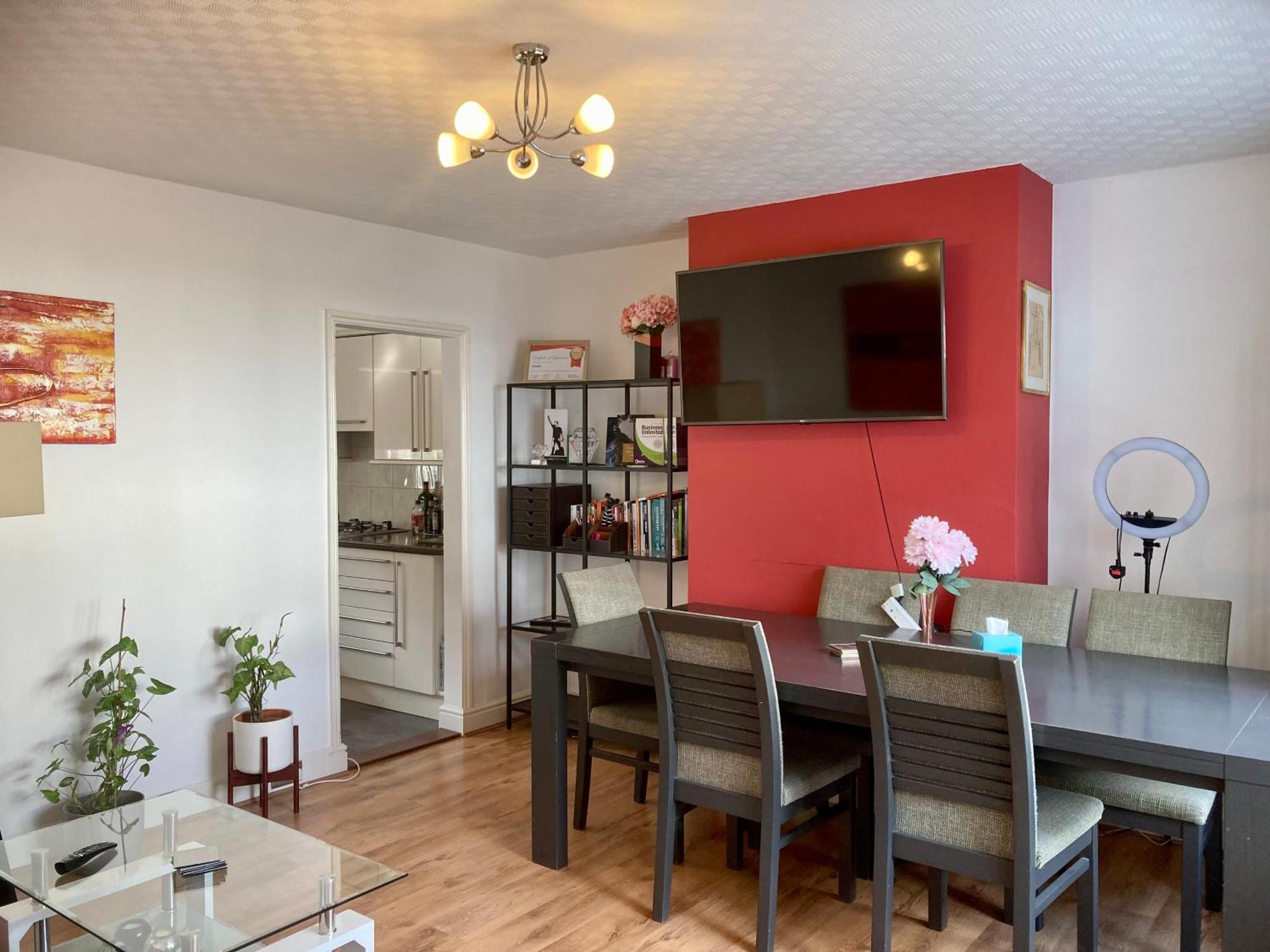 Cosy Modern Family Free Parking Garden Casa vacanze Londra