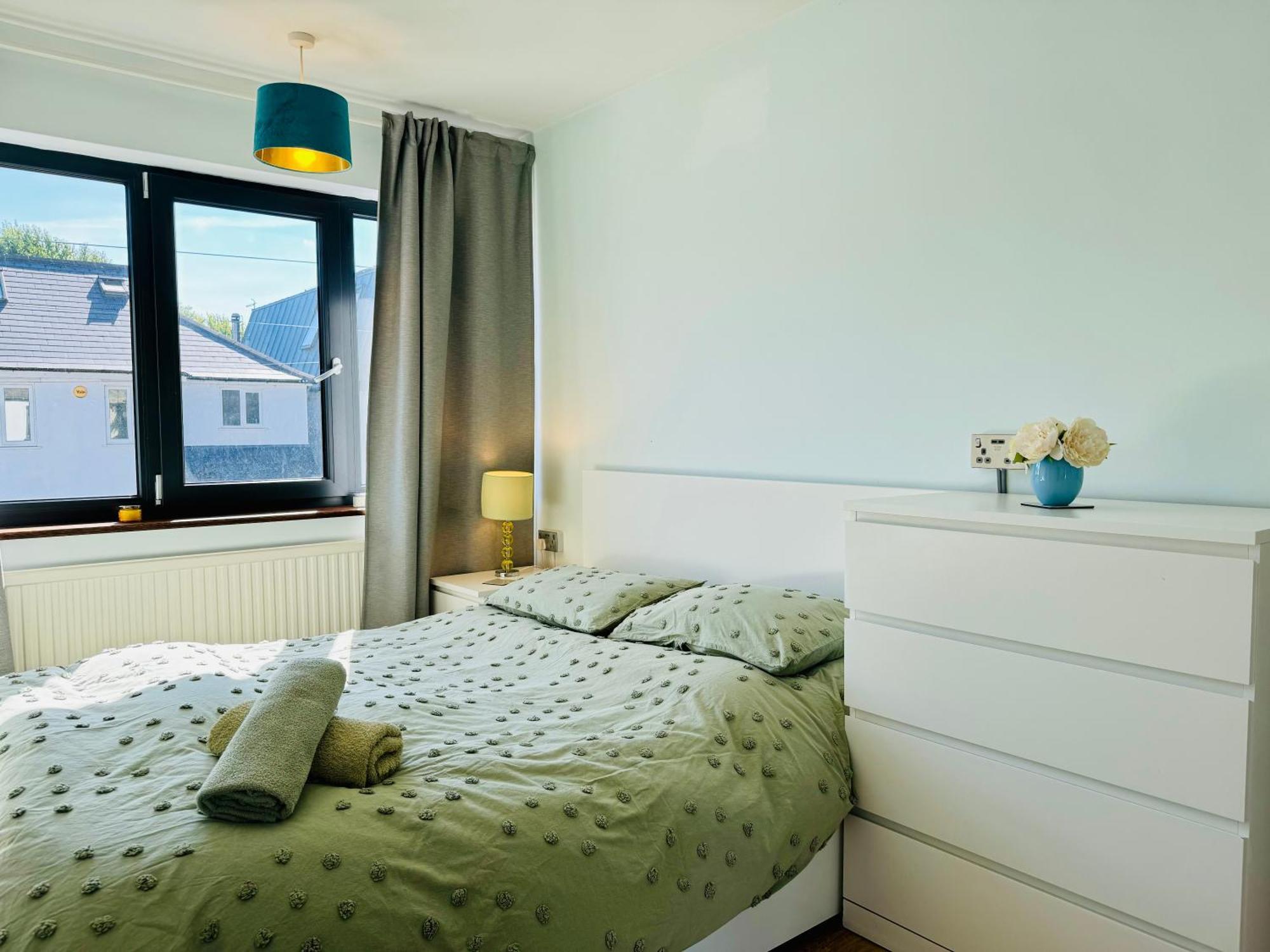 Ferienhaus Cosy Modern Family Free Parking Garden *